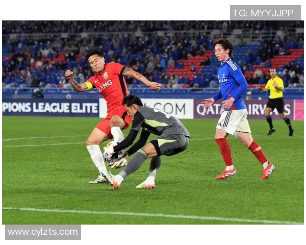 32岁国脚铁卫李昂合同将停止，上海海港或挑选抛弃，多支中超球队活跃争抢